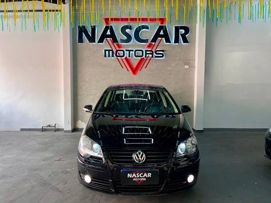 VOLKSWAGEN POLO SEDAN 1.6 MI COMFORTLINE 8V FLEX 4P MANUAL VOLKSWAGEN POLO SEDAN 1.6 MI COMFORTLINE 8V FLEX 4P MANUAL